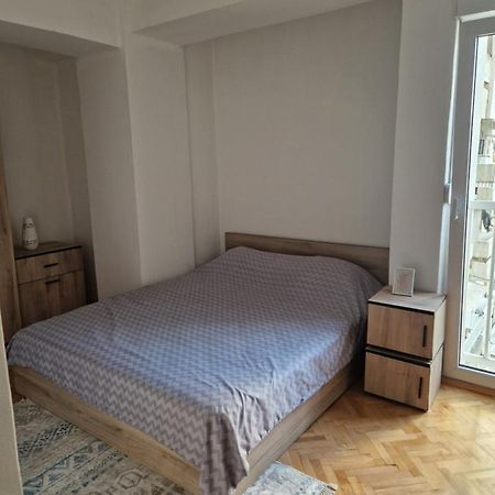 Comfy Center Apartment Скоп'є Екстер'єр фото